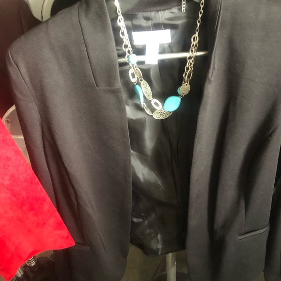 Sweaters - Picture 7 of 8